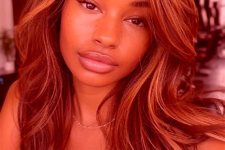 Aria, 29, a dark blonde brown-eyed mixed companion based in Santiago Tezontlale. Offering Roleplay, Dinner Date, Domination, Striptease, Deep French Kissing....