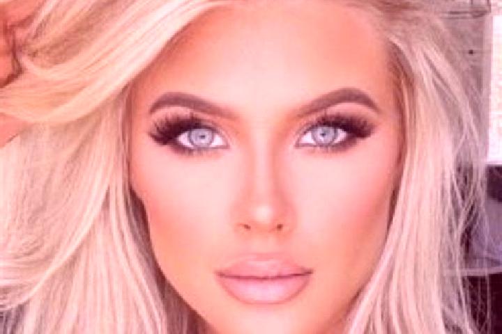 Aria, 29, a platinum blonde amber-eyed mixed companion based in Horoatu Crasnei. Offering Overnight, Roleplay, A-Level, Erotic Massage, GFE. Available for in...