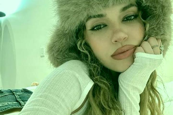 Aria, 29 — Escort in Danila, Romania