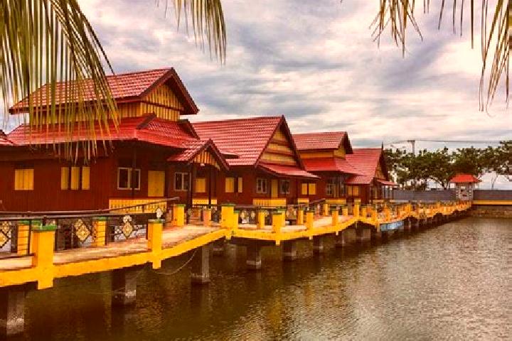 Aria, 29 — Escort in Kolaka, Indonesia