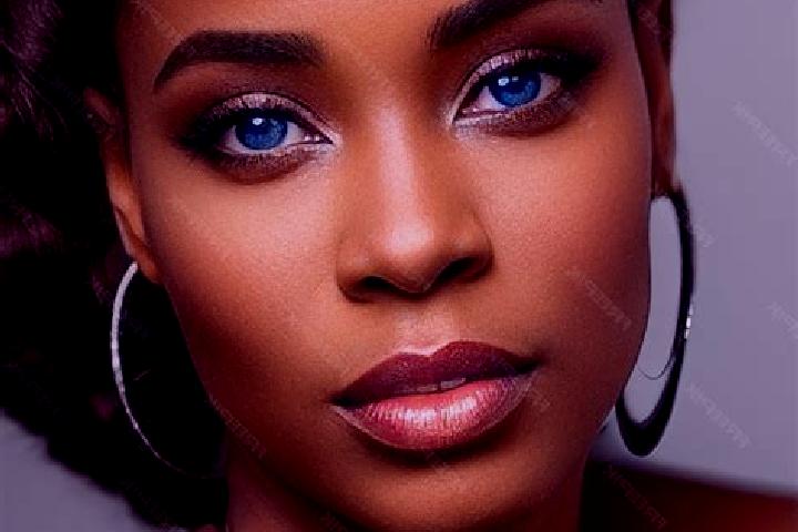 Aria, 30, a red blue-eyed ebony companion based in Aklera. Offering GFE, Fetish, Erotic Massage, Roleplay. Available for incall and outcall, overnight bookin...
