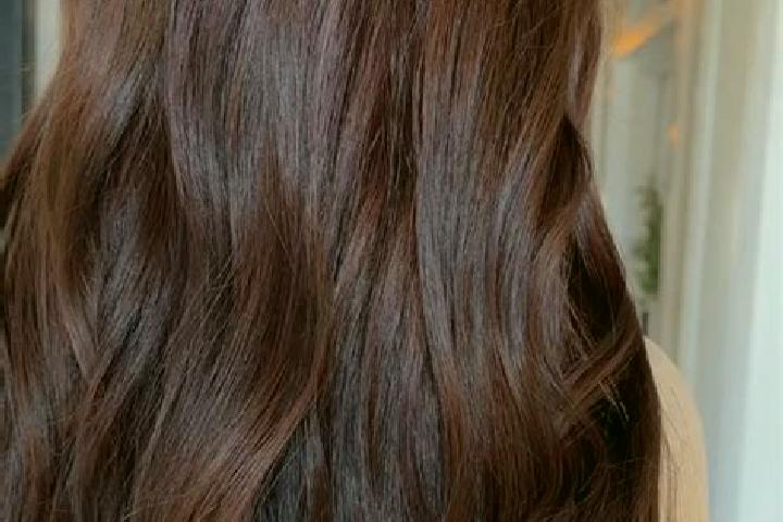 Aria, 30, a red brown-eyed mediterranean companion based in Tirur. Offering Domination, Dinner Date, Massage. Available for incall and outcall, day and eveni...