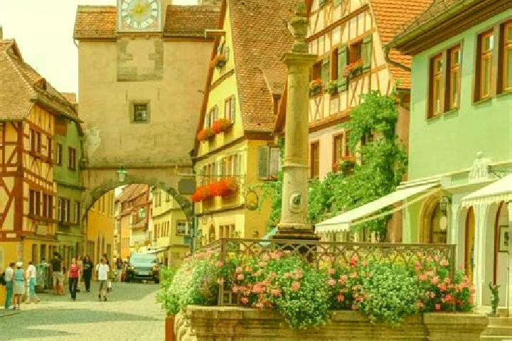 Aria, 30 — Escort in Gruenstadt, Germany