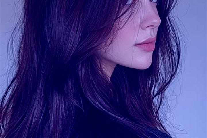 Aria, 31, a auburn brown-eyed mixed companion based in Velke Levare. Offering Tantra, Travel Companion, Fetish. Available for incall and outcall, day and eve...