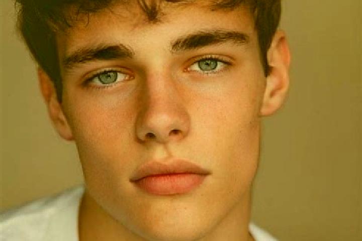 Aria, 31, a black brown-eyed caucasian companion based in Muhleberg. Offering Overnight, Dinner Date, Girlfriend Experience. Available for incall and outcall...
