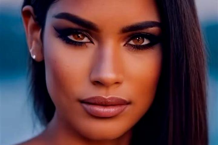 Aria, 31, a black grey-eyed latina companion based in Birgi. Offering Travel Companion, OWO, Tantra. Available for incall and outcall, overnight bookings ava...