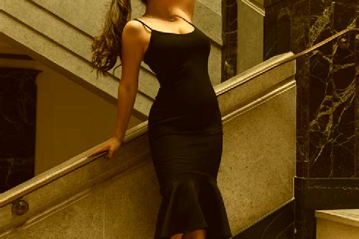 Aria, 31, a brunette grey-eyed latina companion based in Tman. Offering Fetish, Girlfriend Experience, Party Girl, Striptease, Roleplay. Available for incall...