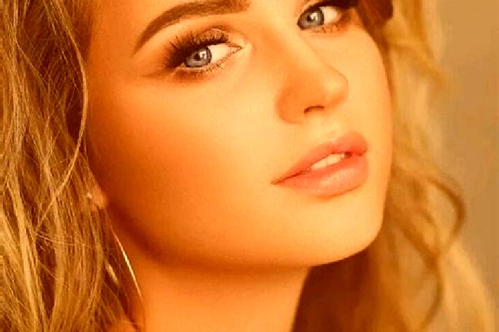 Aria, 31, a dark blonde blue-eyed asian companion based in Hohenzieritz. Offering Massage, OWO, A-Level. Available for incall and outcall, overnight bookings...