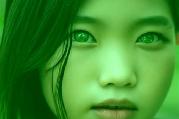 Aria, 31, a red green-eyed asian companion based in Salima. Offering Tantra, OWO. Available for incall and outcall, overnight bookings available.