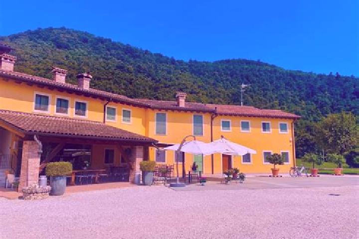 Aria, 31 — Escort in Palazzago, Italy