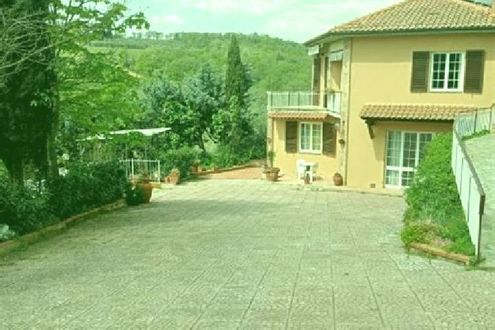 Aria, 31 — Escort in Ponte A Bozzone, Italy