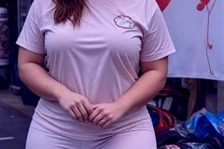 Aria, 31 — Escort in Sumbergesing Wetan, Indonesia