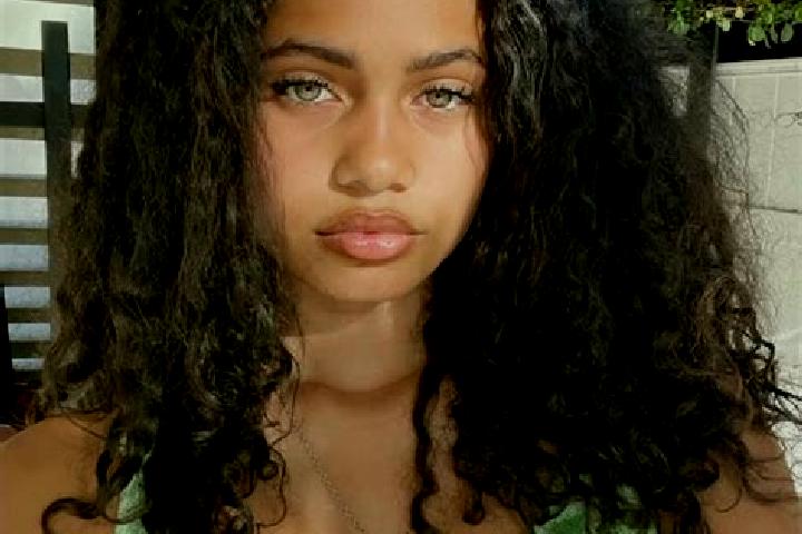 Aria, 32, a chestnut green-eyed mixed companion based in Rincon de Aguirre. Offering GFE, Deep French Kissing, 69. Available for incall and outcall, overnigh...