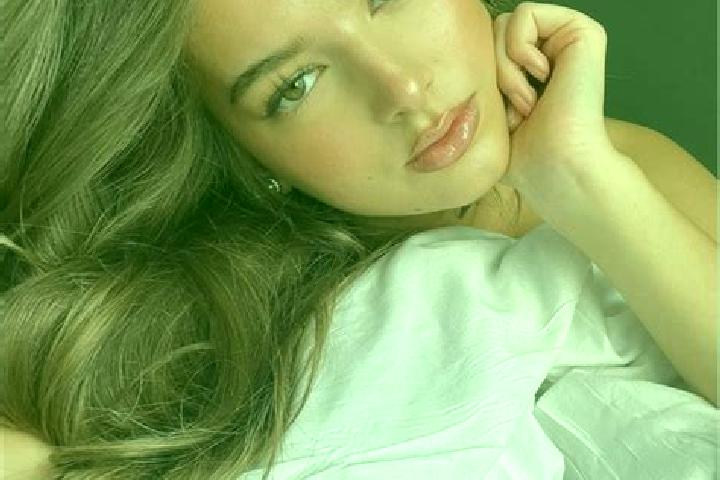 Aria, 32, a chestnut grey-eyed latina companion based in Kota. Offering Overnight, Erotic Massage, Party Girl, Duos. Available for incall and outcall, overni...