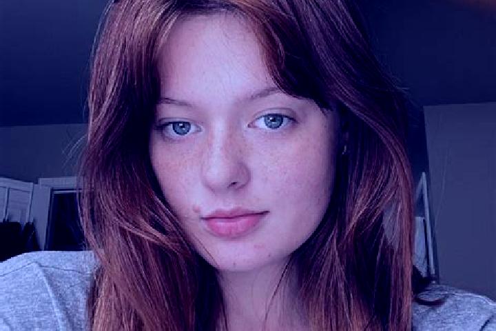 Aria, 32, a red brown-eyed european companion based in Fabbriche di Vallico. Offering CIM, Girlfriend Experience, Fetish. Available for incall and outcall, d...