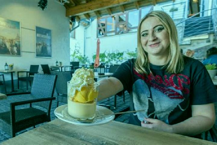 Aria, 32 — Escort in Adendorf, Germany