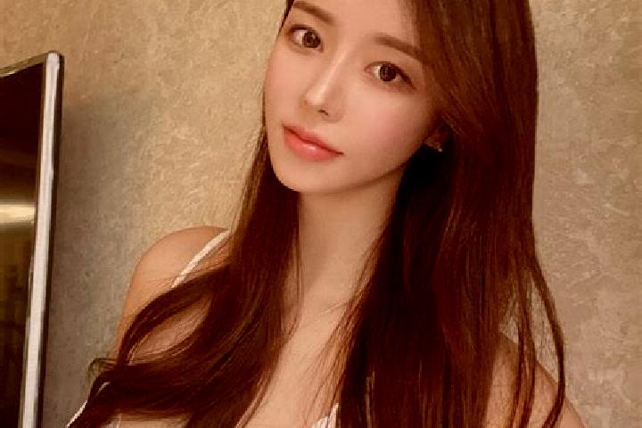 Aria, 32 — Escort in Beishidian, China