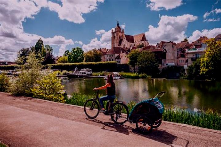Aria, 32 — Escort in Dole, France