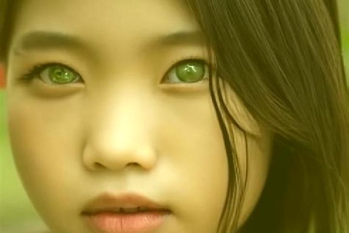 Aria, 33, a black green-eyed asian companion based in Aszod. Offering Couples, Roleplay, Duos. Available for incall and outcall, day and evening dates.