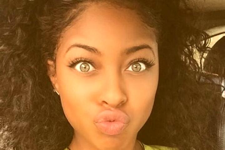 Aria, 33, a black green-eyed ebony companion based in Niamien. Offering OWO, Deep French Kissing, GFE, Travel Companion. Available for incall and outcall, da...