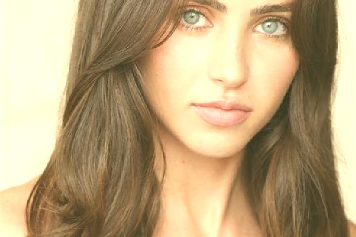 Aria, 33, a blonde brown-eyed caucasian companion based in Paopao. Offering 69, Massage, BDSM. Available for incall and outcall, day and evening dates.