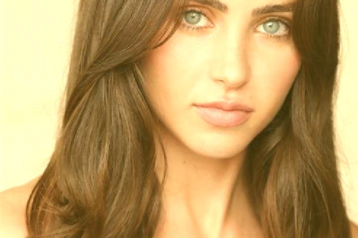 Aria, 33, a chestnut brown-eyed mixed companion based in Rugeley. Offering Dinner Date, Striptease, Travel Companion, Overnight, Couples. Available for incal...