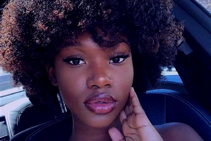 Aria, 33, a red dark-eyed ebony companion based in Remire-Montjoly. Offering Striptease, A-Level. Available for incall and outcall, day and evening dates.
