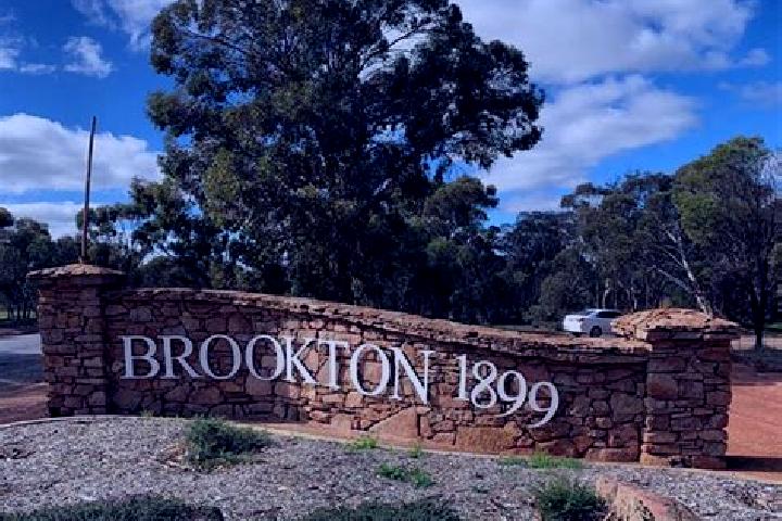 Aria, 33 — Escort in Brookton, Australia