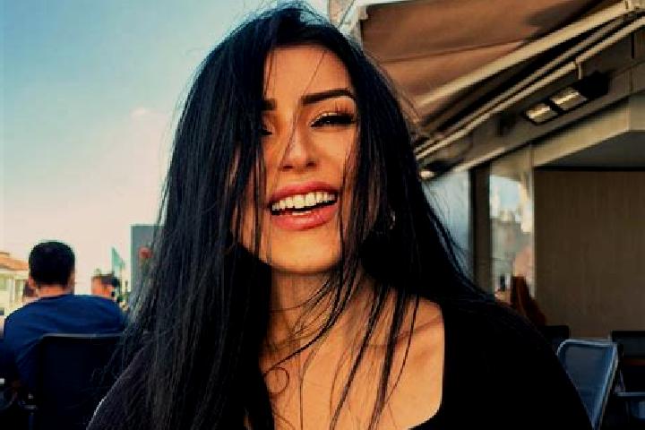 Aria, 33 — Escort in Meral, France