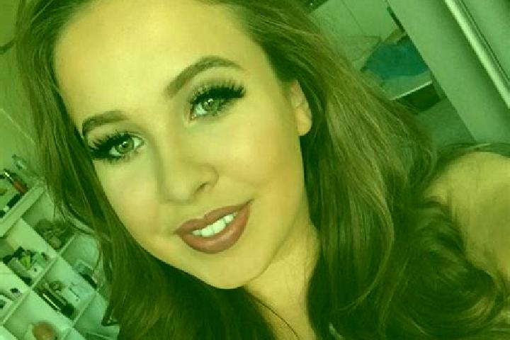 Aria, 34, a auburn brown-eyed mediterranean companion based in Engenheiro Caldas. Offering GFE, Girlfriend Experience, Prostate Massage, Dinner Date. Availab...