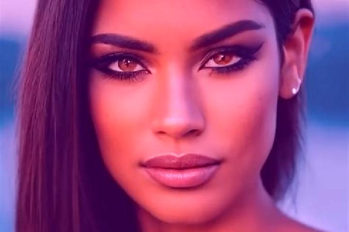 Aria, 34, a black grey-eyed latina companion based in Nagam. Offering Couples, OWO, GFE. Available for incall and outcall, day and evening dates.