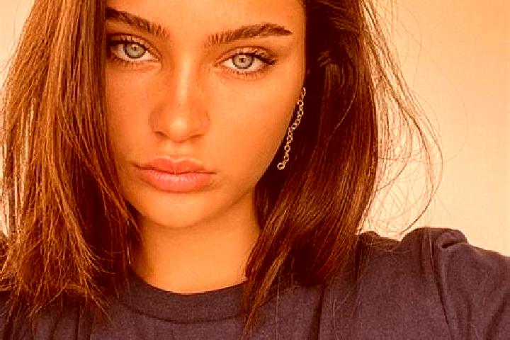 Aria, 34, a brunette blue-eyed european companion based in Ponezhukay. Offering Deep French Kissing, Erotic Massage, Couples. Available for incall and outcal...