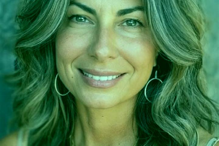 Aria, 34, a brunette grey-eyed indian companion based in Miranda. Offering Overnight, Tantra, Striptease. Available for incall and outcall, overnight booking...
