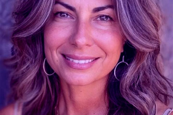 Aria, 34, a brunette grey-eyed middle eastern companion based in Weisslingen. Offering Girlfriend Experience, Erotic Massage, Massage, Party Girl, Roleplay. ...