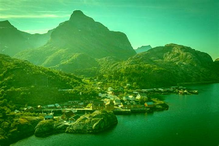 Aria, 34 — Escort in Aroysund, Norway
