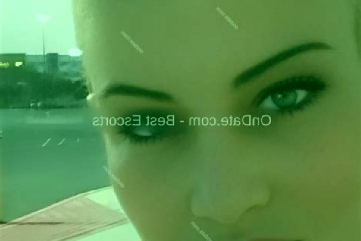 Aria, 34 — Escort in Clarksville, United States