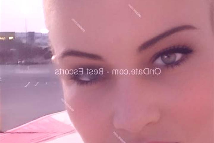 Aria, 34 — Escort in Pineville, United States