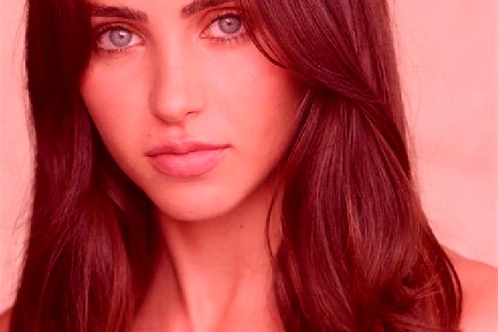Aria, 35, a auburn brown-eyed latina companion based in Rodbyhavn. Offering Domination, Dinner Date, Overnight. Available for incall and outcall, day and eve...