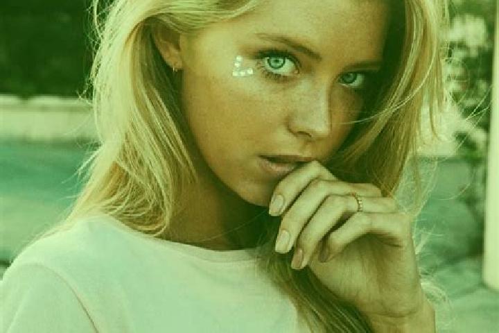 Aria, 35, a blonde blue-eyed mediterranean companion based in Oyanomachi-noboritate. Offering Duos, Massage, BDSM. Available for incall and outcall, day and ...