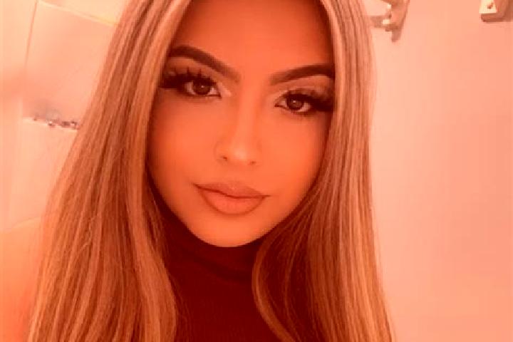 Aria, 35, a blonde grey-eyed latina companion based in Xinghai. Offering Fetish, 69, Girlfriend Experience. Available for incall and outcall, overnight booki...