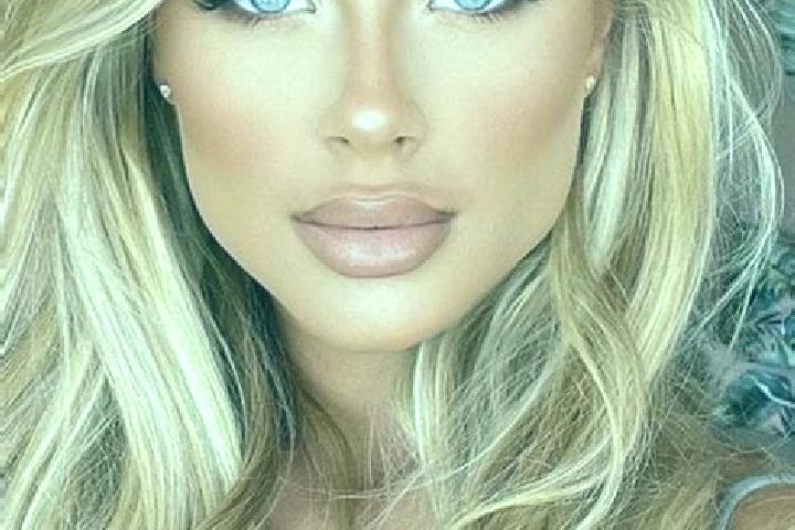 Aria, 35, a blonde hazel-eyed latina companion based in Codrington. Offering A-Level, Couples, Roleplay. Available for incall and outcall, day and evening da...