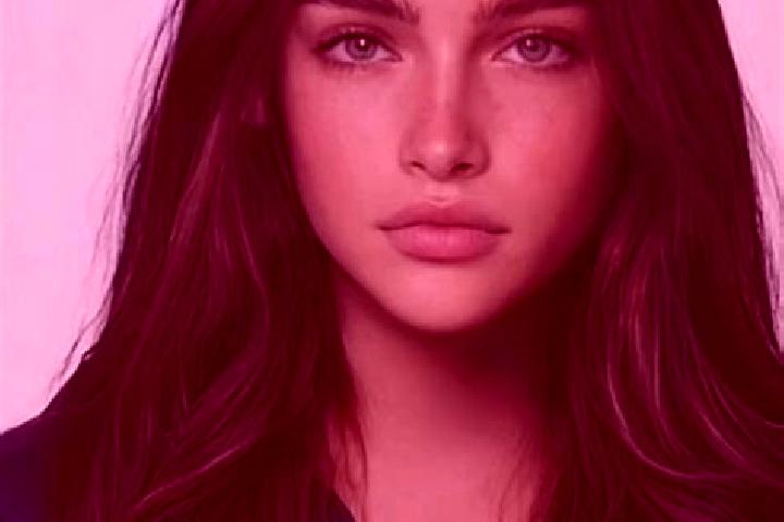 Aria, 35, a brunette amber-eyed european companion based in Bellinge. Offering Girlfriend Experience, A-Level, Deep French Kissing, GFE, Party Girl. Availabl...