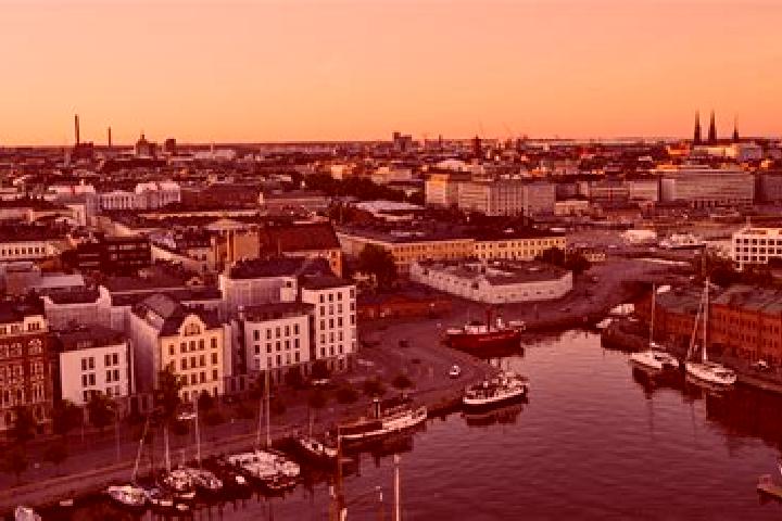 Aria, 35 — Escort in Laensi-Herttoniemi, Finland
