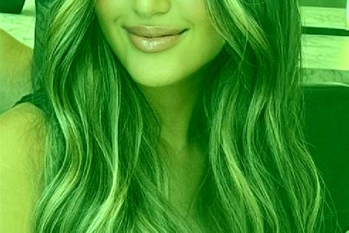 Aria, 36, a dark blonde brown-eyed asian companion based in Kotara South. Offering Striptease, Domination, Travel Companion. Available for incall and outcall...
