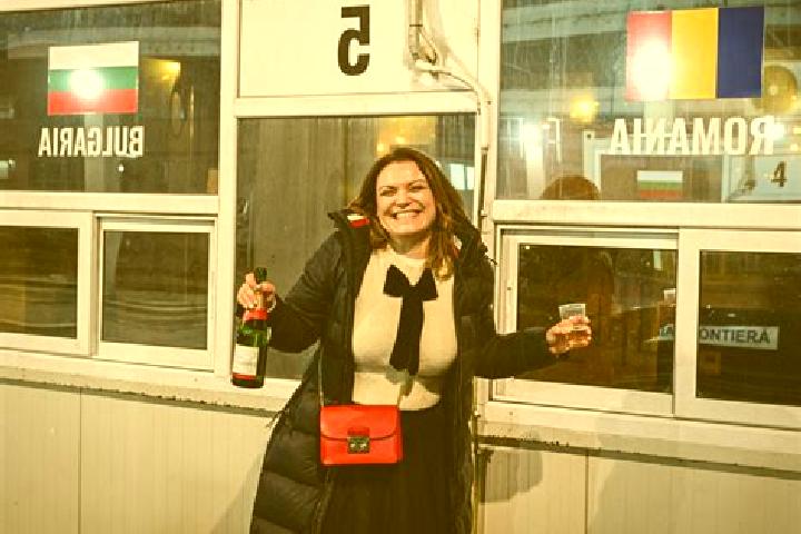 Aria, 36 — Escort in Tisau, Romania
