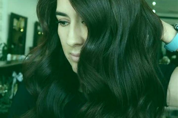 Aria, 37, a auburn dark-eyed slavic companion based in Gurim. Offering Couples, Erotic Massage, OWO. Available for incall and outcall, day and evening dates.