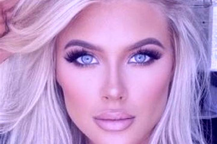 Aria, 37, a platinum blonde dark-eyed middle eastern companion based in Nazlat Isa. Offering Massage, A-Level, Duos, Girlfriend Experience, Striptease. Avail...