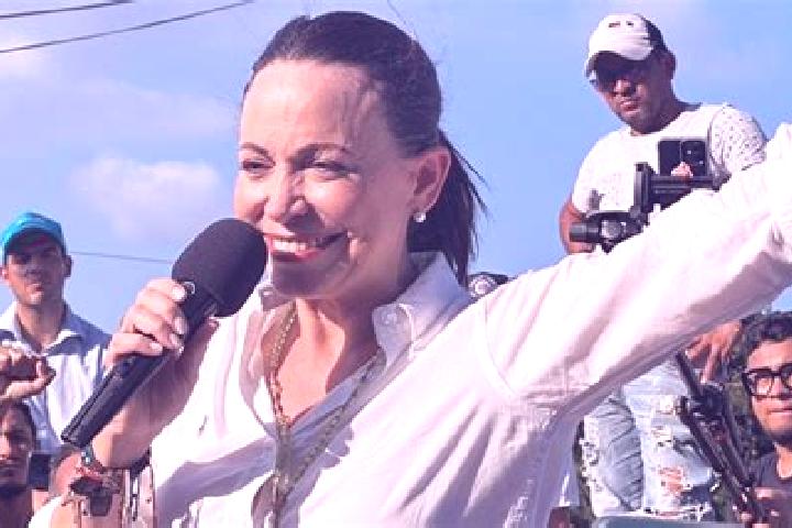 Aria, 37 — Escort in La Tendida, Venezuela