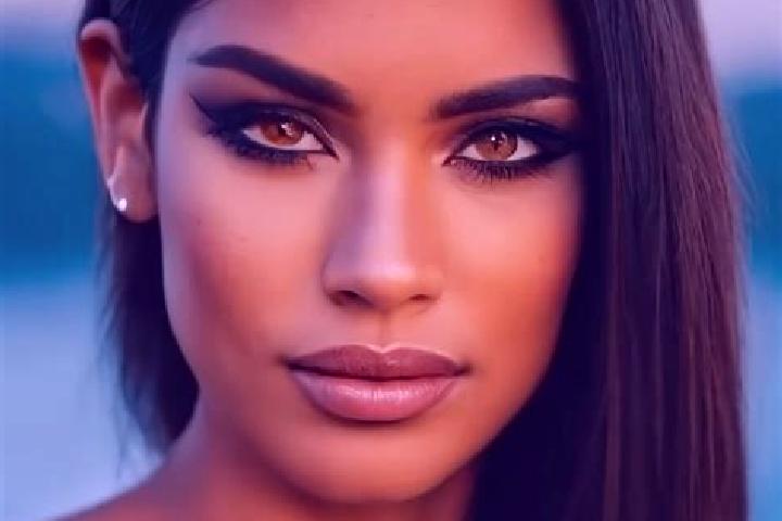 Aria, 38, a black green-eyed latina companion based in Matumadua. Offering Fetish, Domination, Duos. Available for incall and outcall, overnight bookings ava...