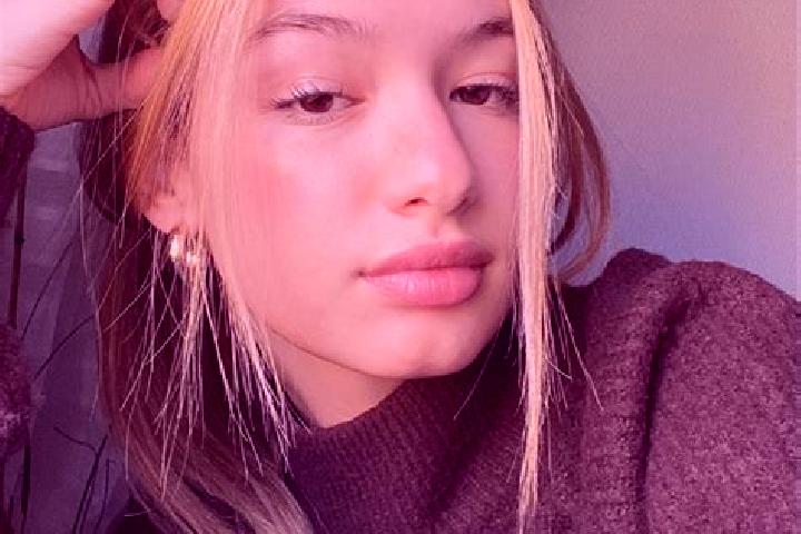 Aria, 38, a blonde brown-eyed caucasian companion based in Banjaranyar. Offering Party Girl, Fetish, GFE. Available for incall and outcall, day and evening d...